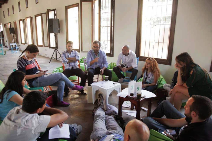 Big ideas, one discussion at a time.