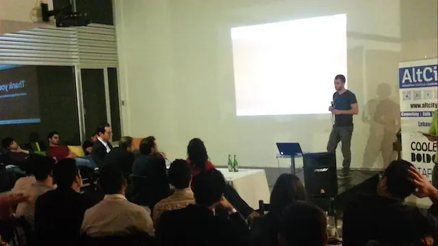 حديث تقني مع جمهور حي